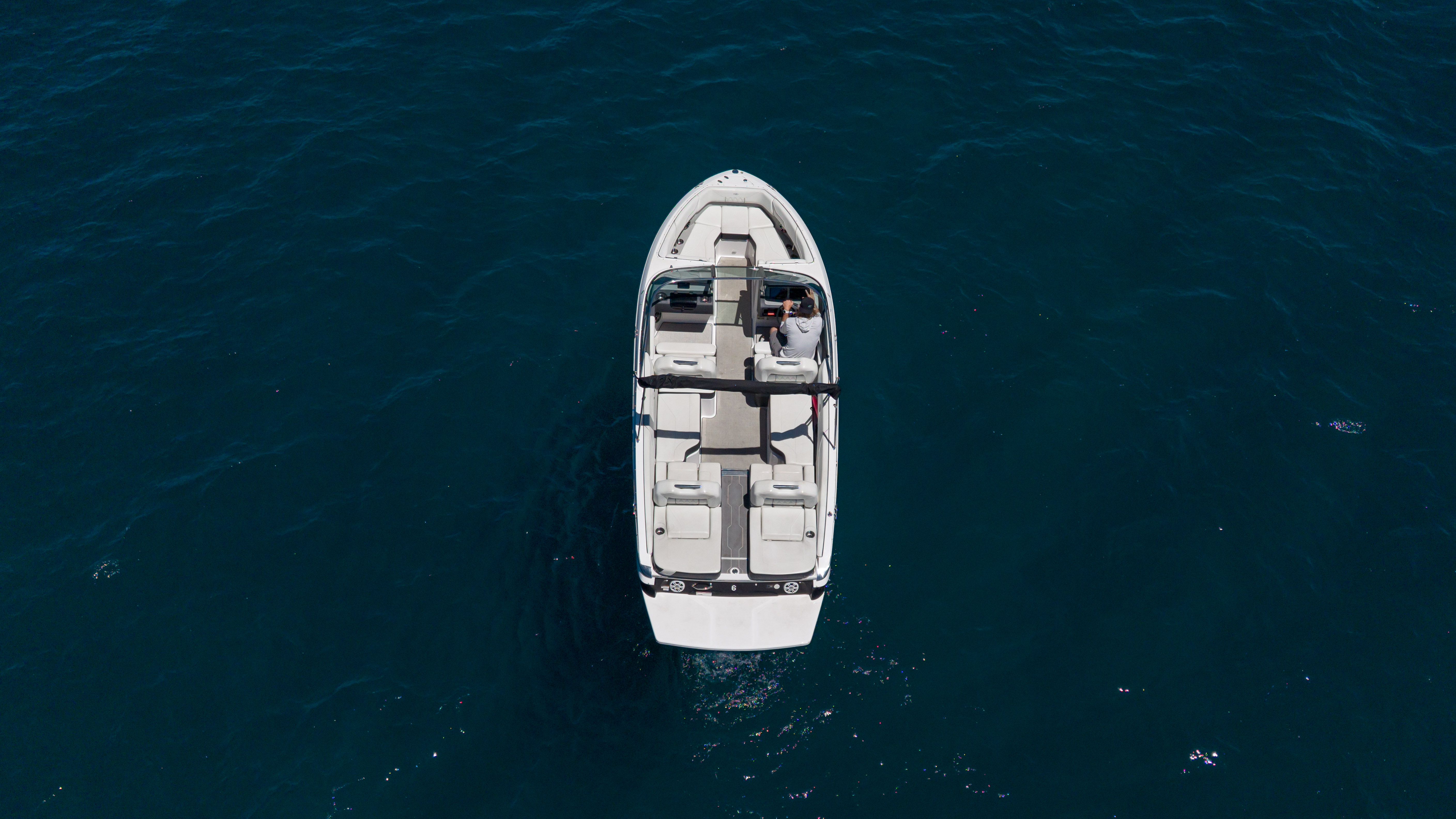 24' Regal Powerboat